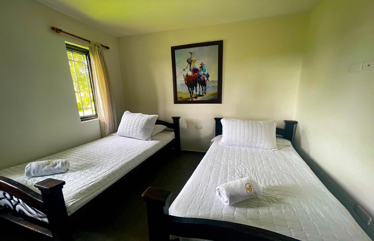 La Victoria Hotel Campestre Quimbaya Extérieur photo