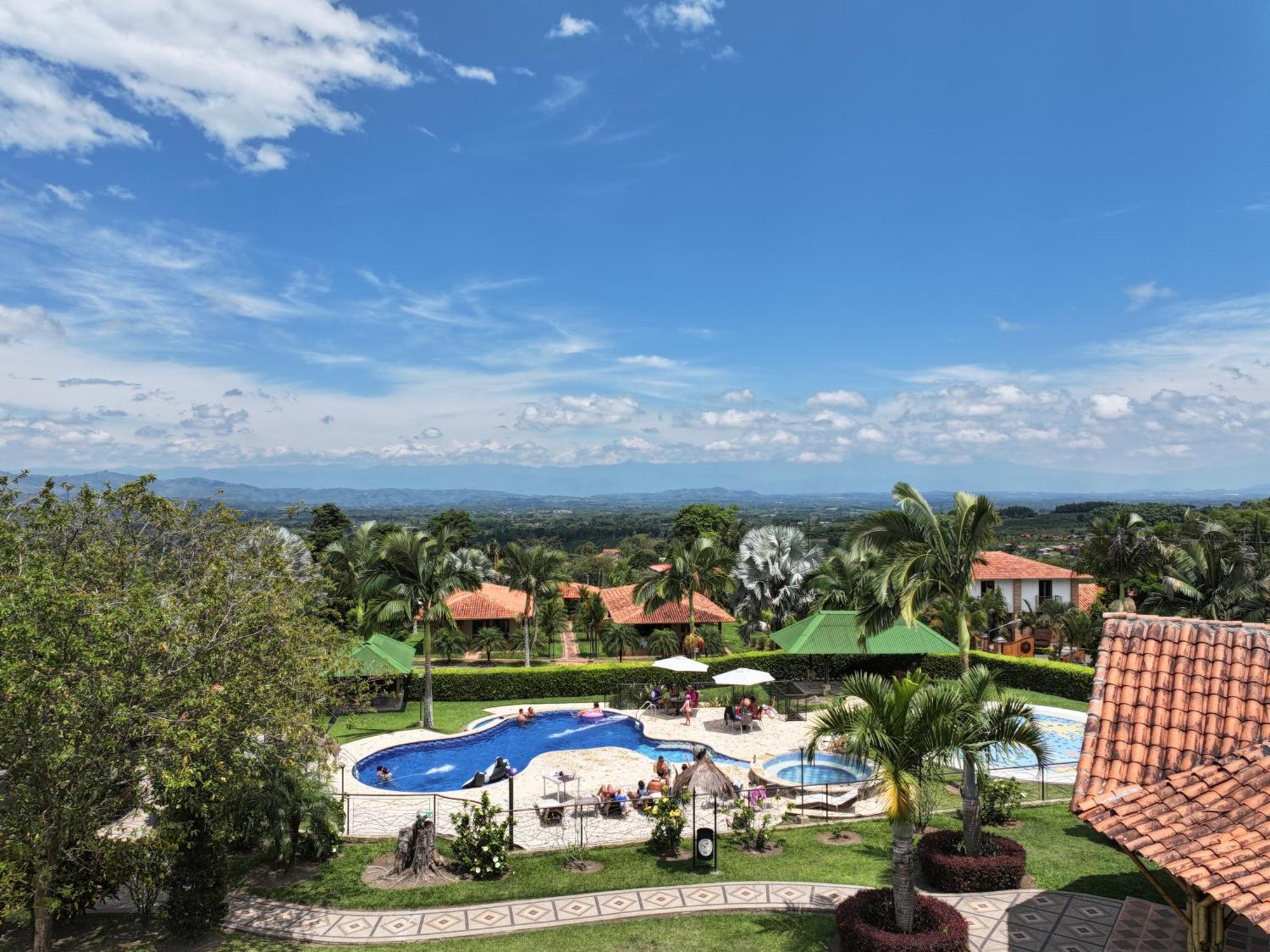 La Victoria Hotel Campestre Quimbaya Extérieur photo